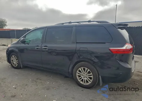 2015 Toyota Sienna Xle z USA, uszkodzony, nr VIN 5TDYK3DC9FS615655